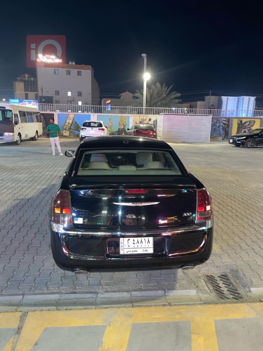 کرایسلەر 300